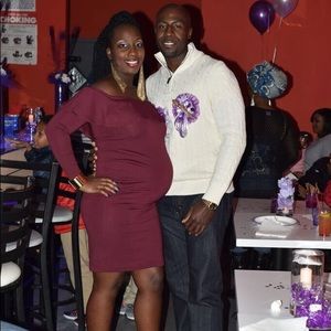 Rue 107 off the shoulder dress. Color is burgundy